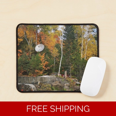 Le Studio Mouse Pad Satellite Dish Fall 2019